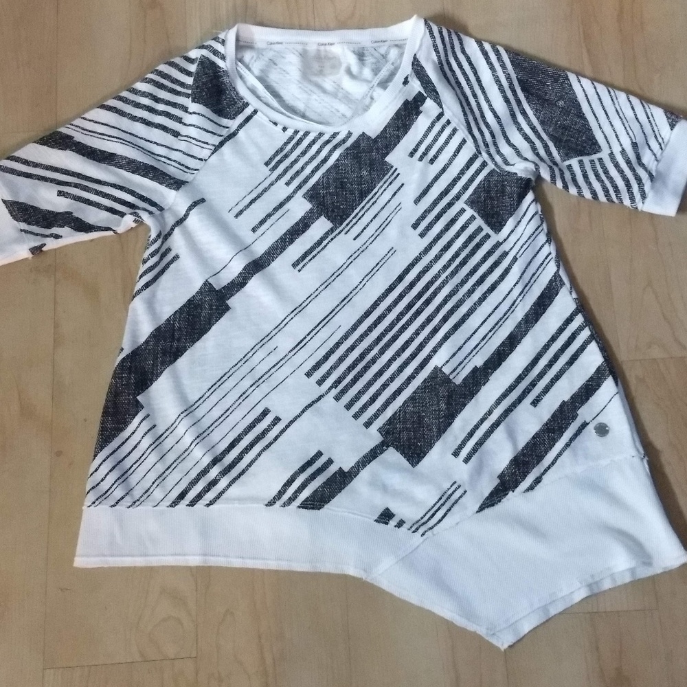 Calvin Klein Quick Dry Performance Top